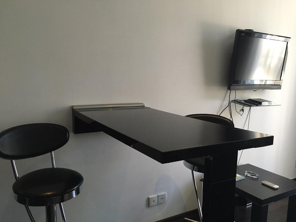 Black-White Rooms บาทูมิ ภายนอก รูปภาพ